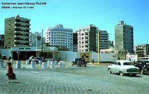 FM ra- 01- Station-service Ae de Tunis